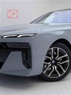 بي ام دبليو الفئة 7